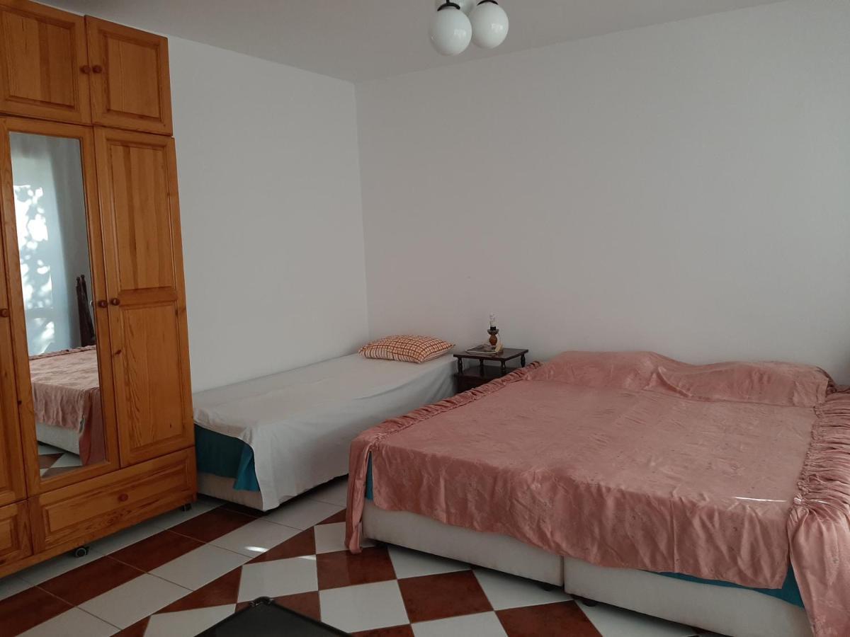 Popov Guest House Balchik Exterior photo