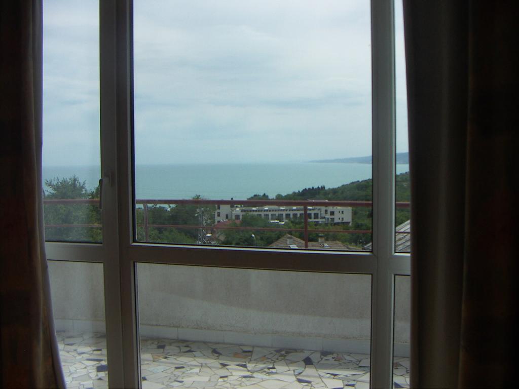 Popov Guest House Balchik Exterior photo