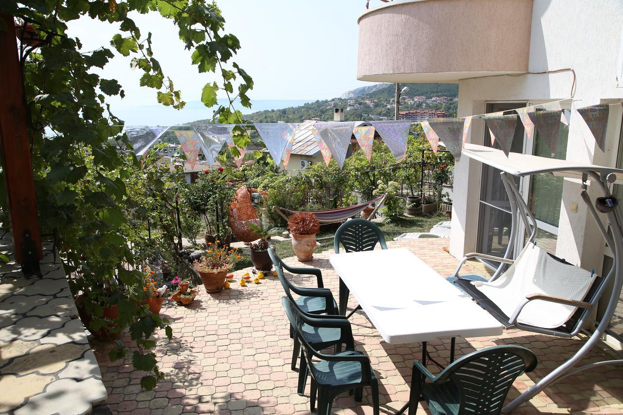 Popov Guest House Balchik Exterior photo