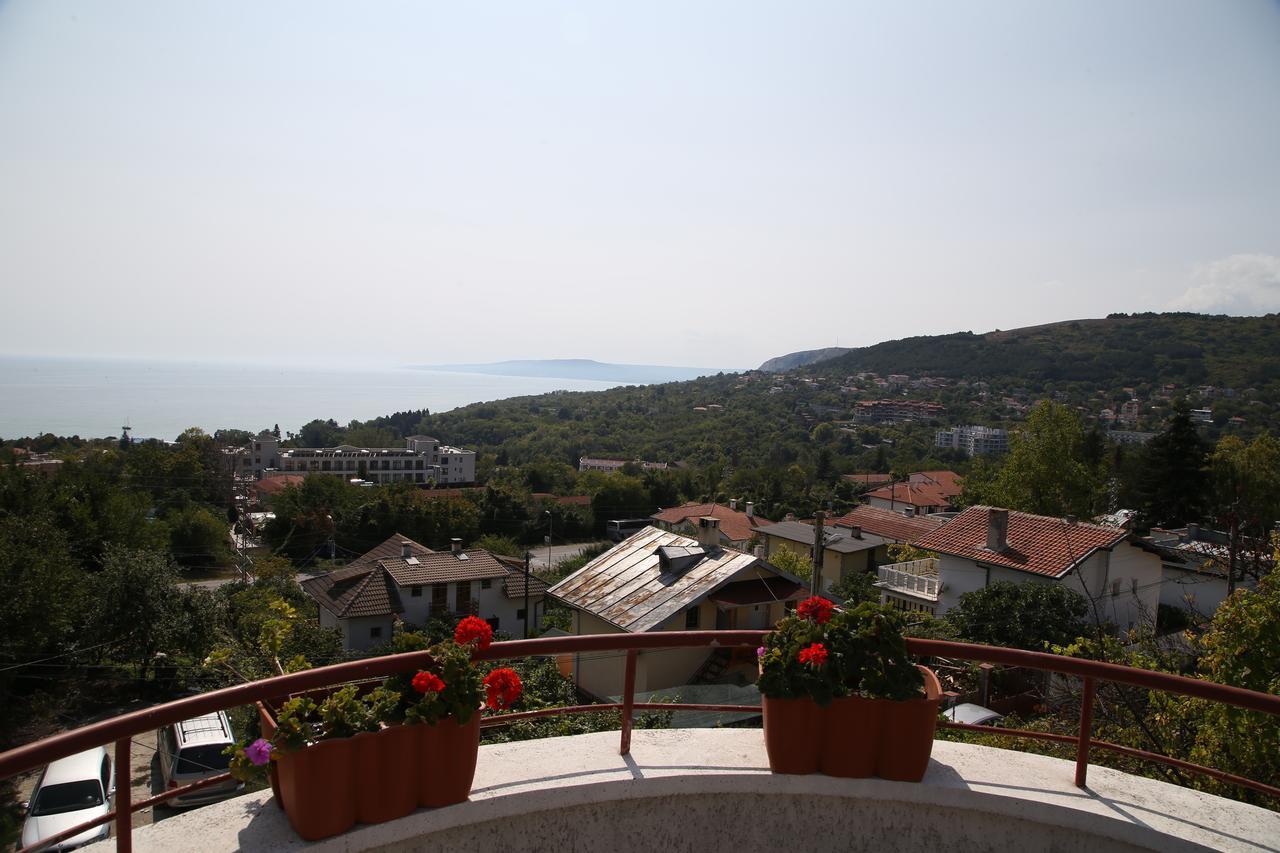 Popov Guest House Balchik Exterior photo