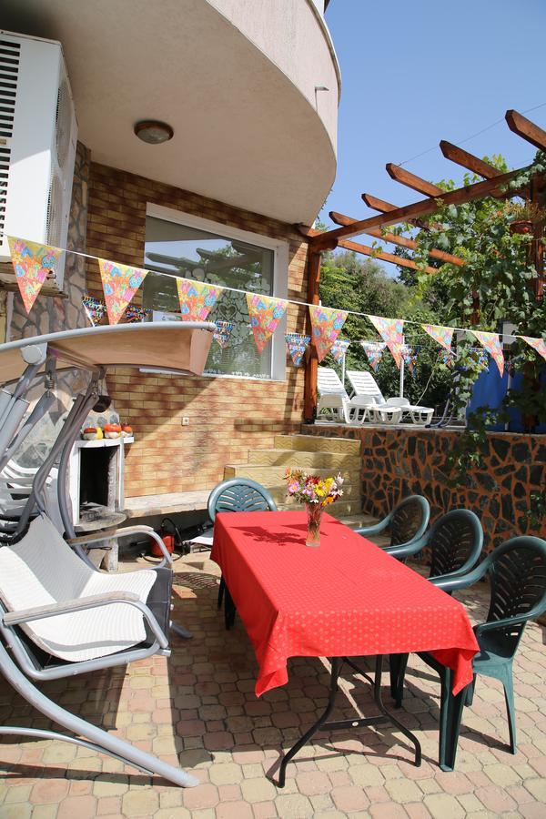 Popov Guest House Balchik Exterior photo