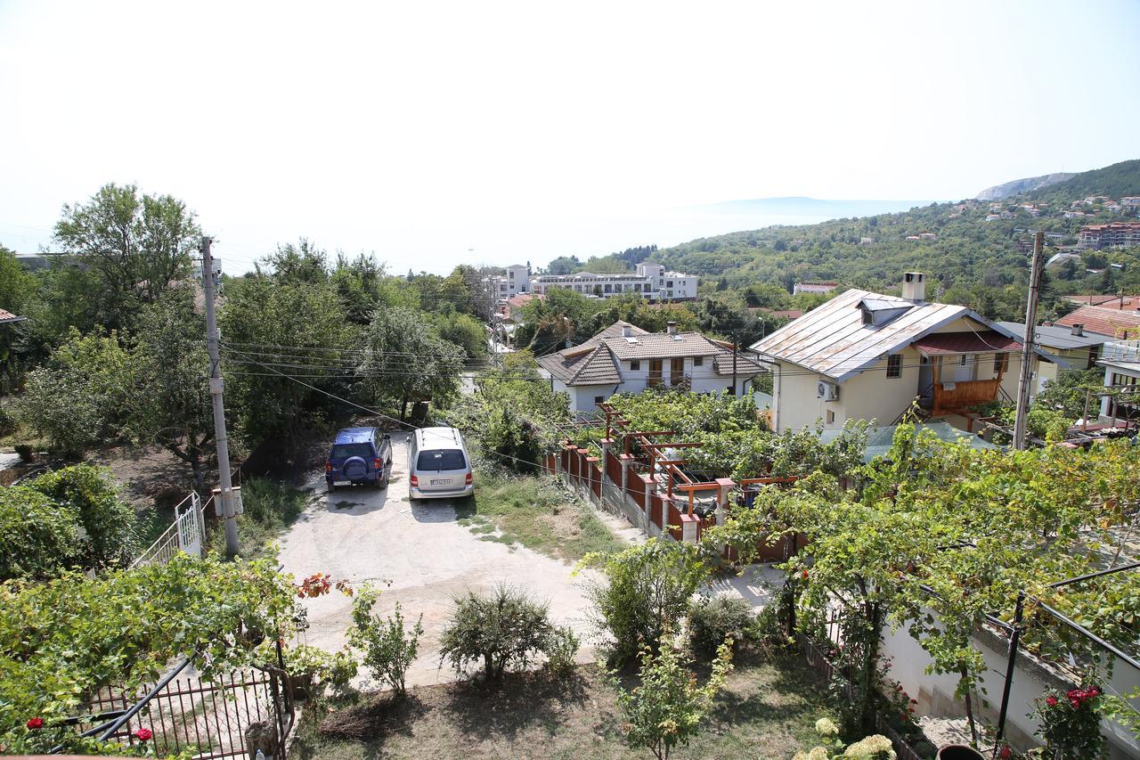 Popov Guest House Balchik Exterior photo